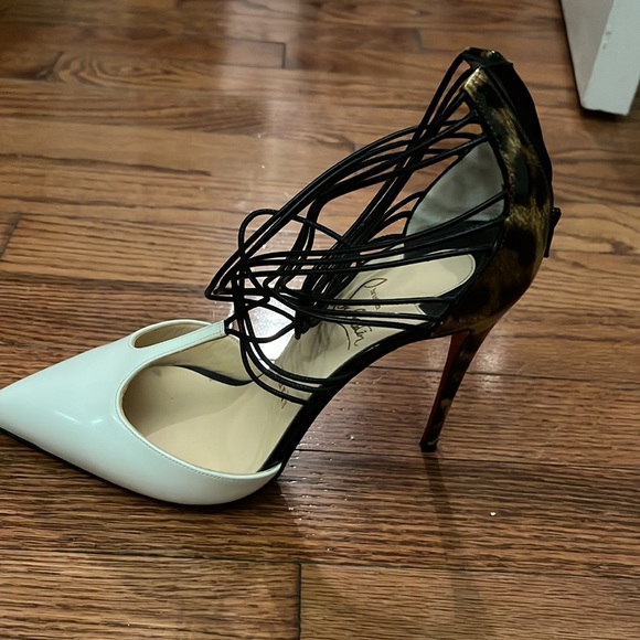 Christian louboutins White with leopard back heels - Picture 3 of 4